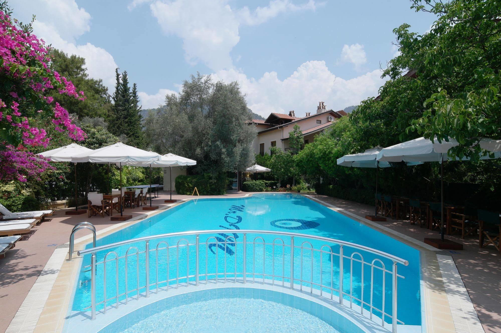 Mr. Dim Exclusive Apart Hotel Göcek Esterno foto